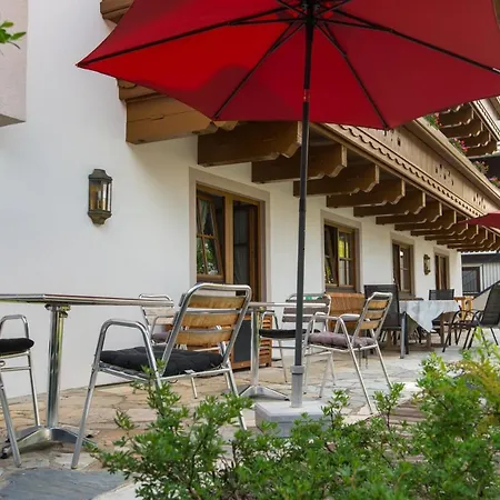 ペンション アルペンブリック アパート *