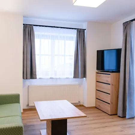 Alpenblick Apartment *