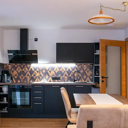 Alpenblick Apartment *