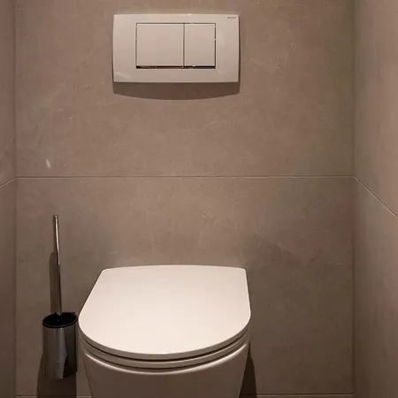 شقة بنسيون أبارتيمنتس ألبنبليك