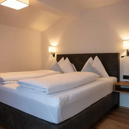 بنسيون أبارتيمنتس ألبنبليك شقة