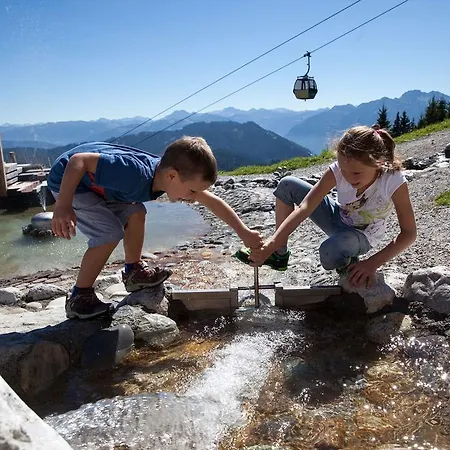 بنسيون أبارتيمنتس ألبنبليك