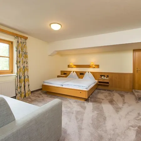 بنسيون أبارتيمنتس ألبنبليك ماريا ألم ام شتاينر