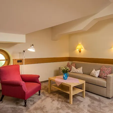 شقة بنسيون أبارتيمنتس ألبنبليك ماريا ألم ام شتاينر